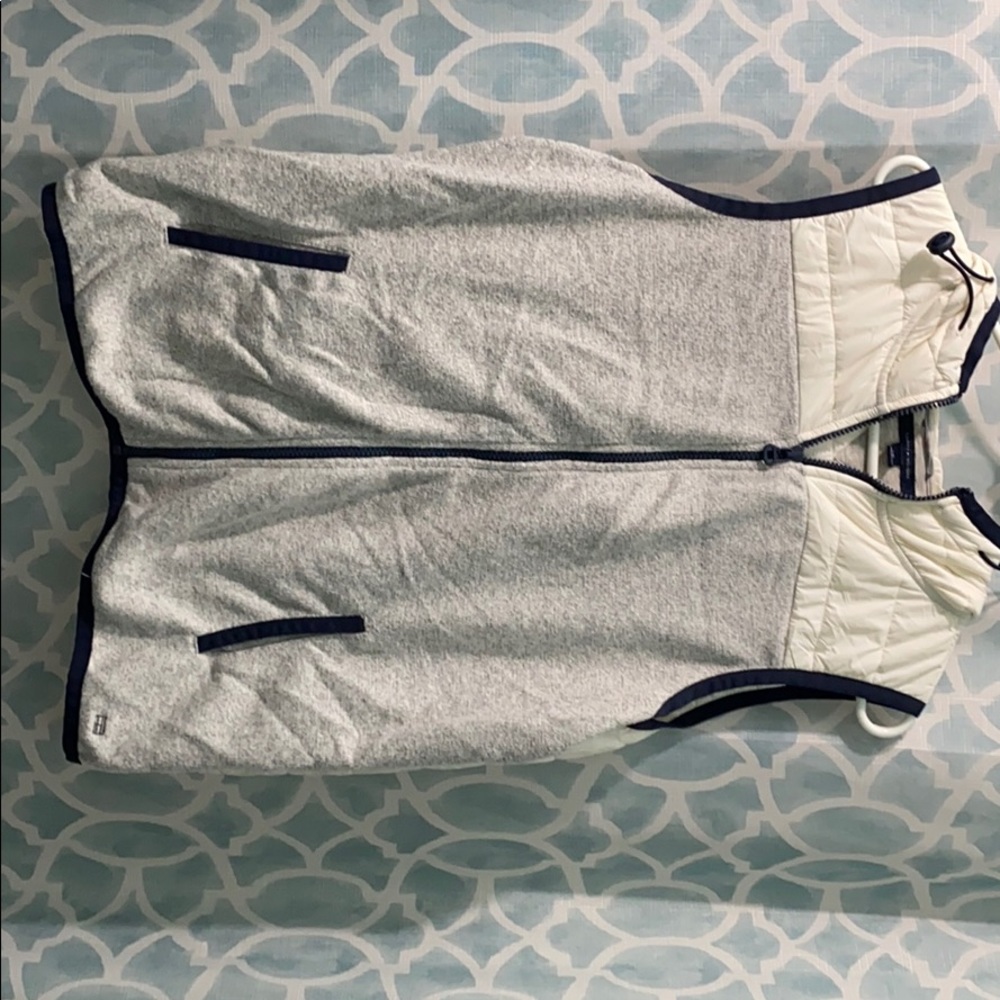 Tommy Hilfiger gray & cream hooded vest